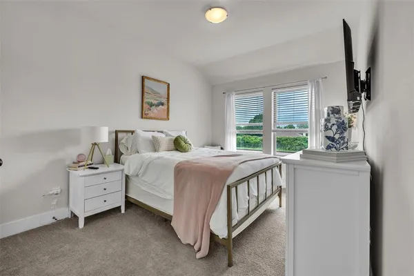 $425,000 | 7549 Reis Lane, North Richland Hills, TX 76182