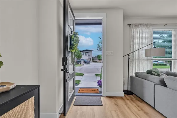 $425,000 | 7549 Reis Lane, North Richland Hills, TX 76182