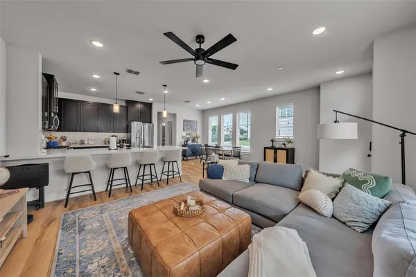 $425,000 | 7549 Reis Lane, North Richland Hills, TX 76182