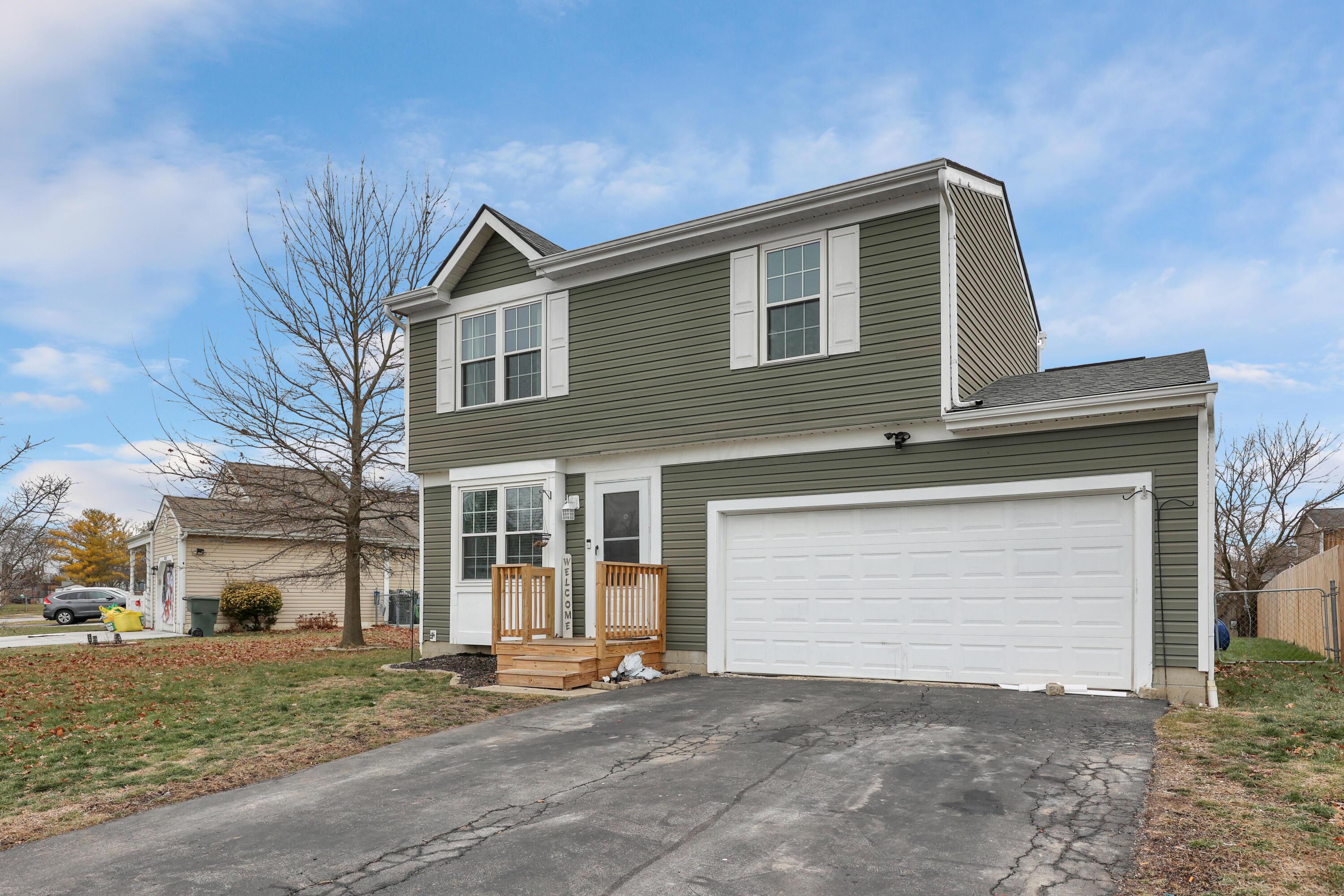 6110 Parkglen Road Galloway, OH 43119 - Photo 2 of 34 0G7A8975