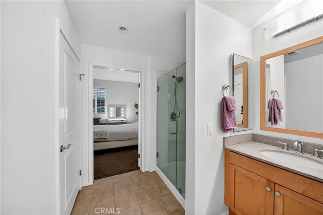 $828,800 | 201 East Angeleno Avenue, Unit 206, Burbank, CA 91502