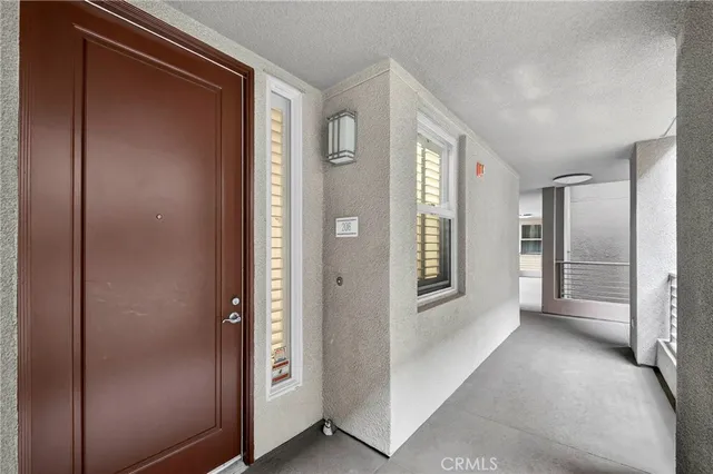 $828,800 | 201 East Angeleno Avenue, Unit 206, Burbank, CA 91502