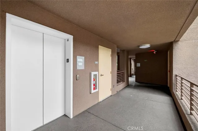 $828,800 | 201 East Angeleno Avenue, Unit 206, Burbank, CA 91502