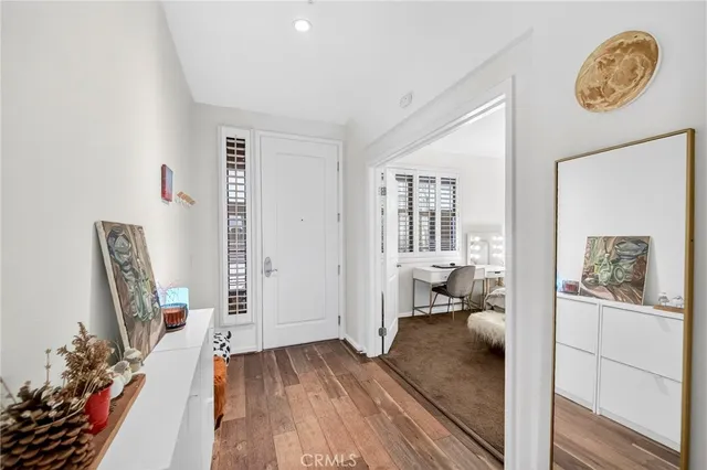 $828,800 | 201 East Angeleno Avenue, Unit 206, Burbank, CA 91502