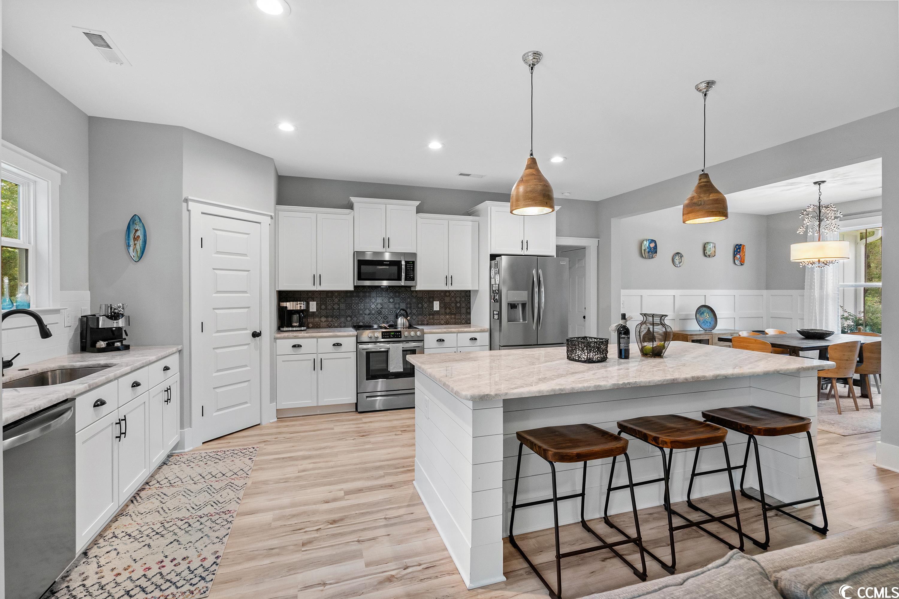 188 Tuckers Road Pawleys Island, SC 29585 - Photo 15 of 39 Gallery Image 15