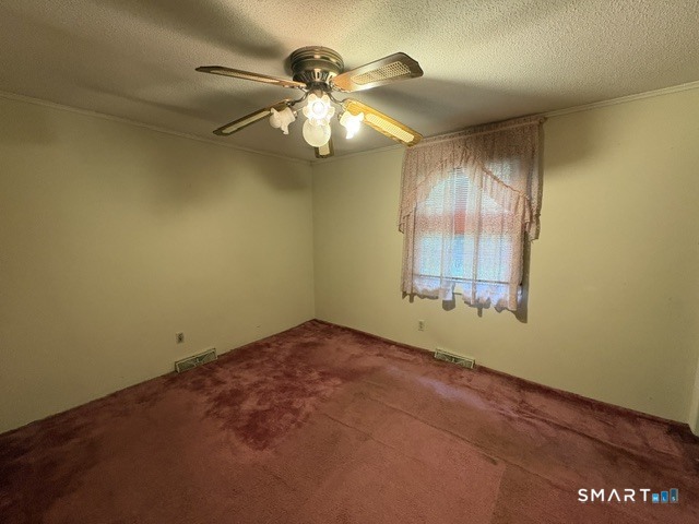 249 Malcolm Road West Haven, CT 06516 - Photo 12 of 14