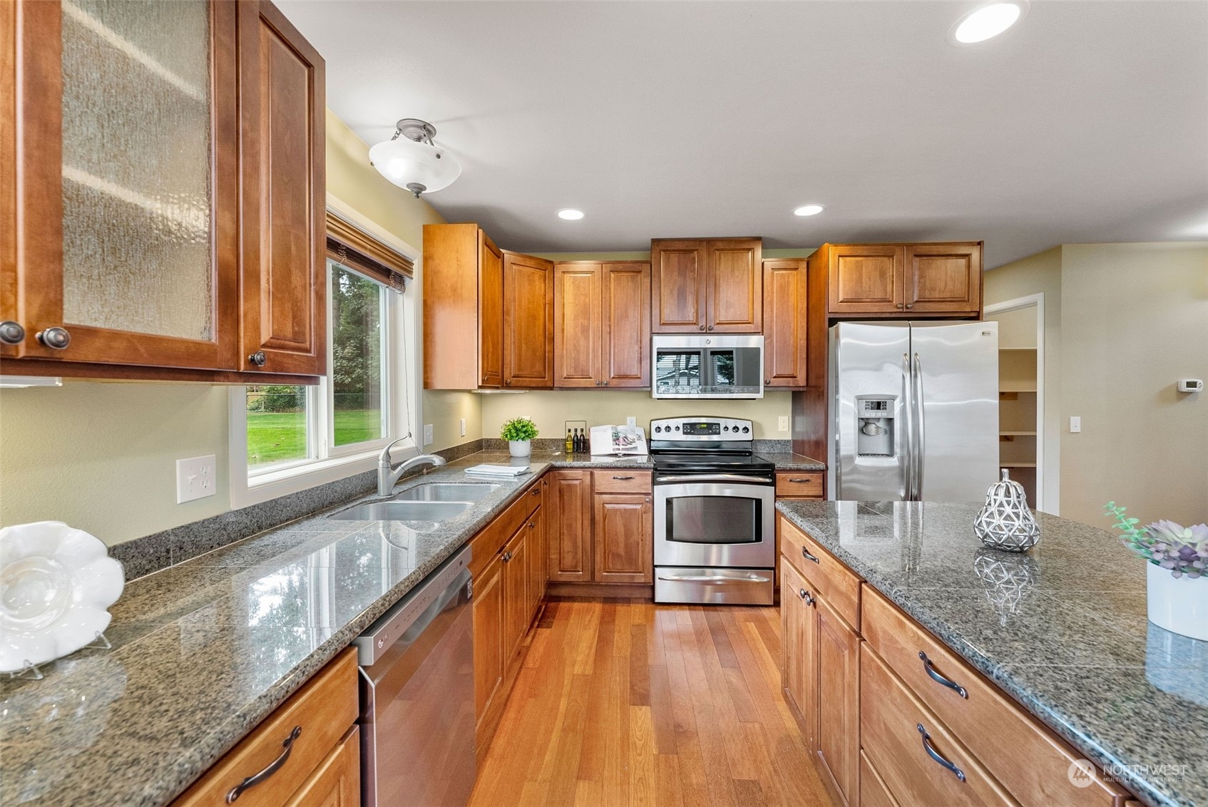 4314 Dyes Inlet Road Northwest Bremerton, WA 98312 - Photo 15 of 37 Gallery Image 15