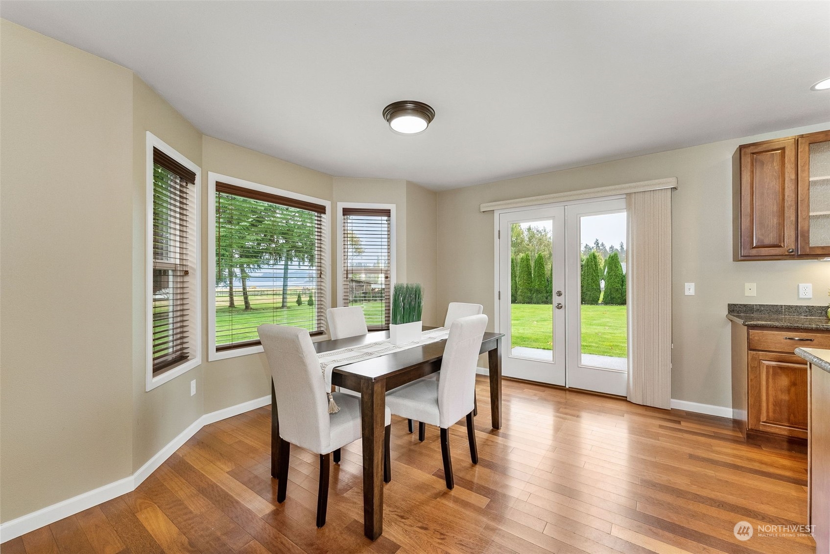 4314 Dyes Inlet Road Northwest Bremerton, WA 98312 - Photo 16 of 37 Gallery Image 16