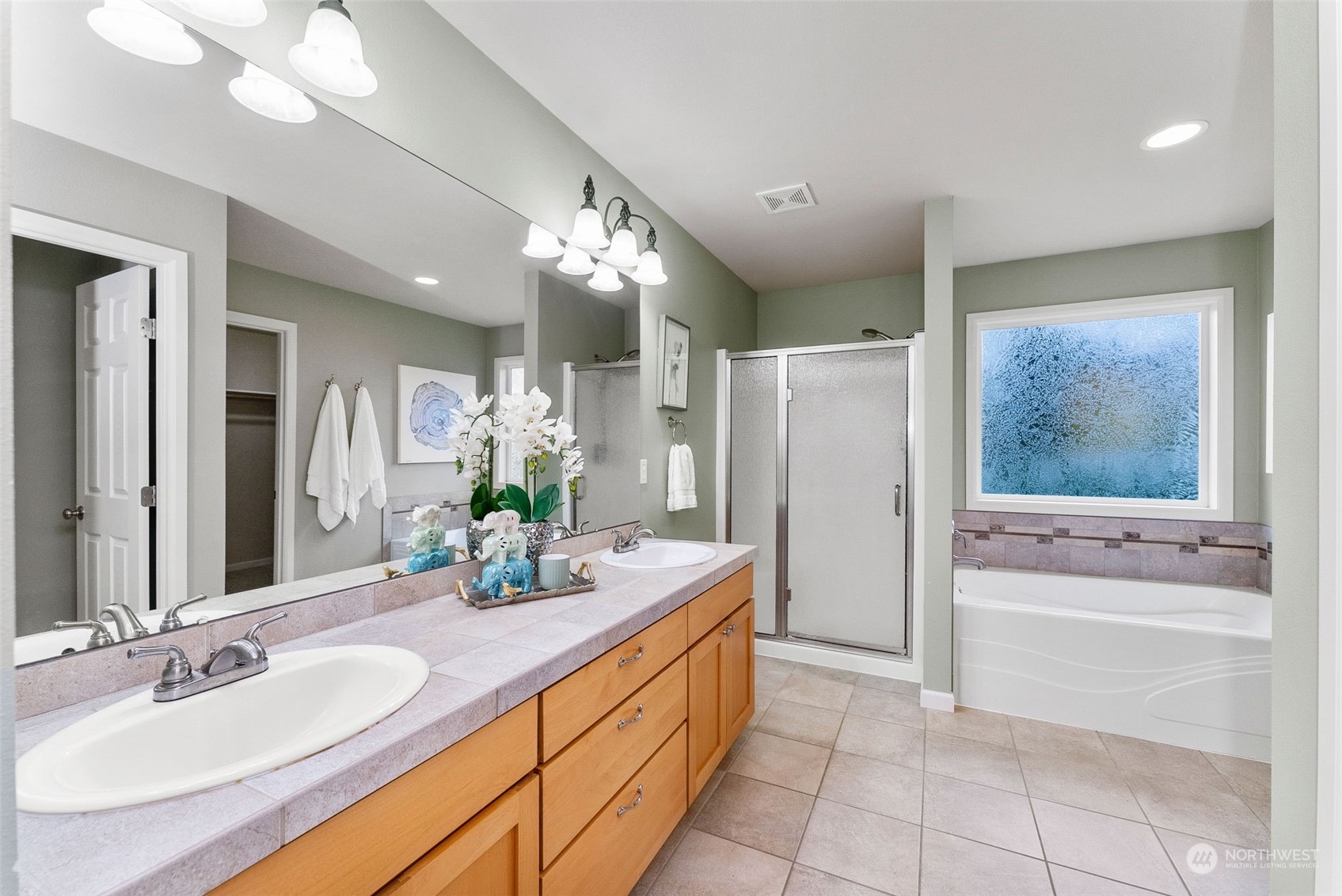 4314 Dyes Inlet Road Northwest Bremerton, WA 98312 - Photo 23 of 37 Gallery Image 23