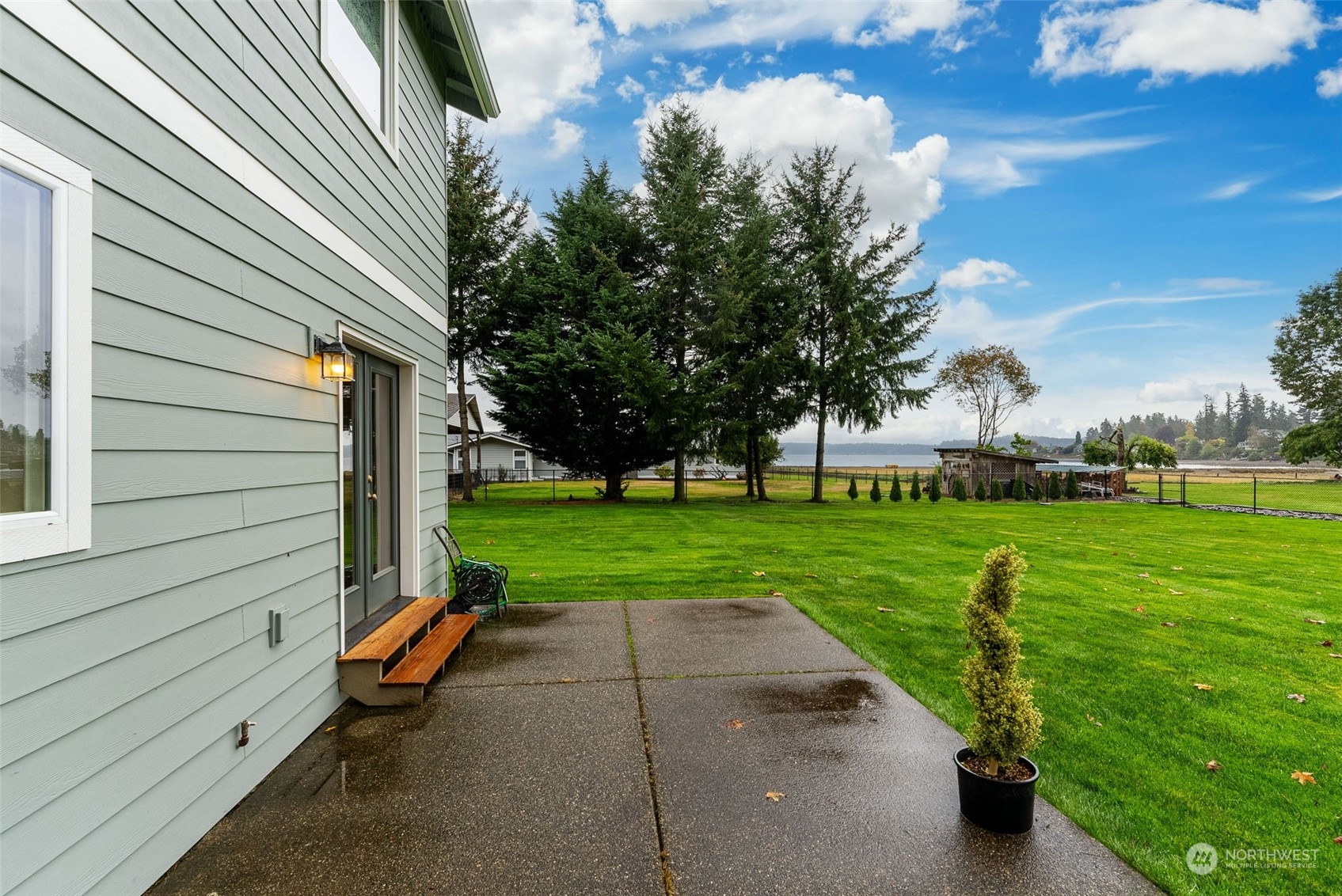 4314 Dyes Inlet Road Northwest Bremerton, WA 98312 - Photo 36 of 37 Gallery Image 36