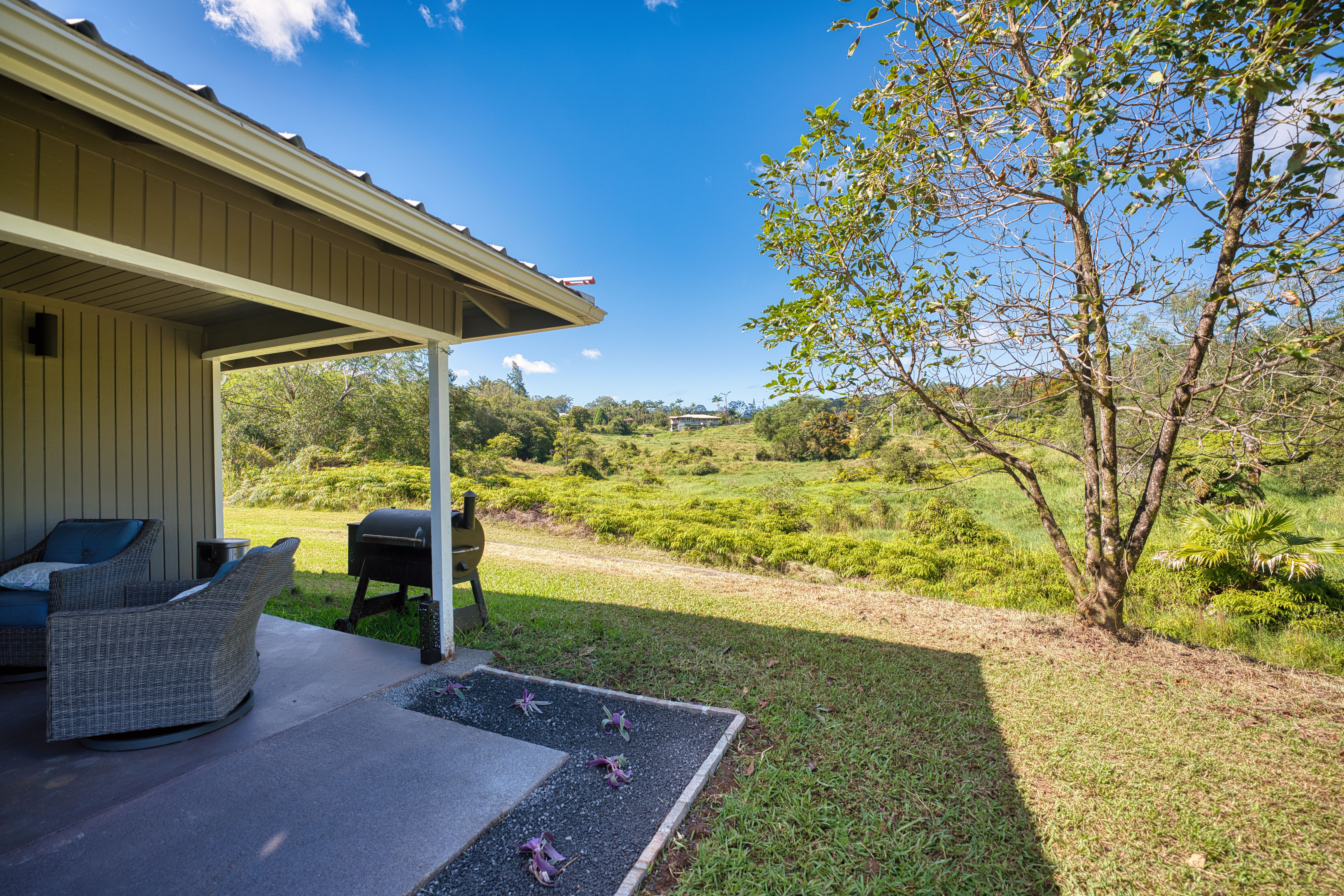 699 Kulaloa Road Hilo, HI 96720 - Photo 24 of 27