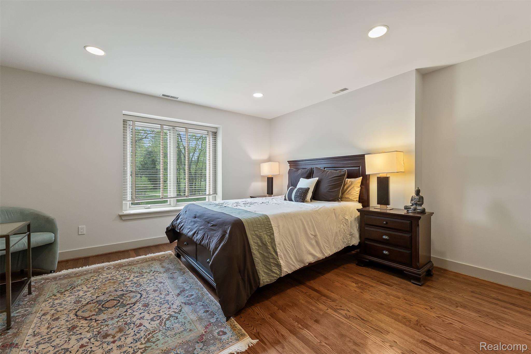 1800 Tiverton Road Bloomfield Hills, MI 48304 - Photo 31 of 56 44-Tiverton-6.jpg
