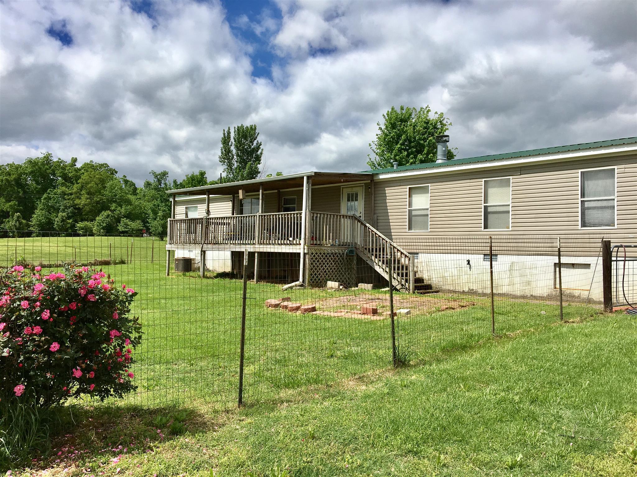 1261 Denny Road Dickson, TN 37055 - Photo 3 of 12 Gallery Image 3