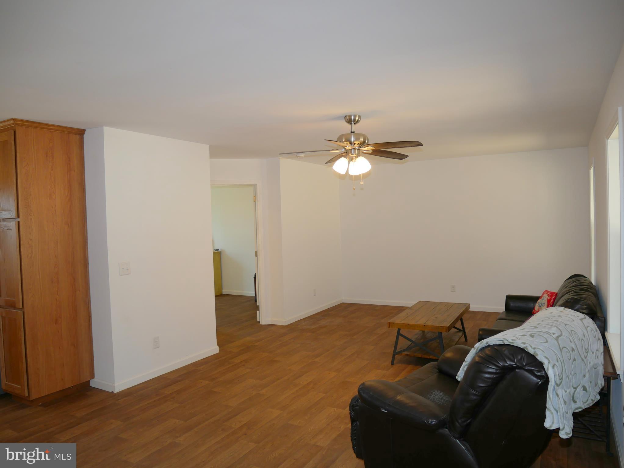 4620 Ebenezer Road Bluemont, VA 20135 - Photo 5 of 30 4620 Ebenezer Road Living Room