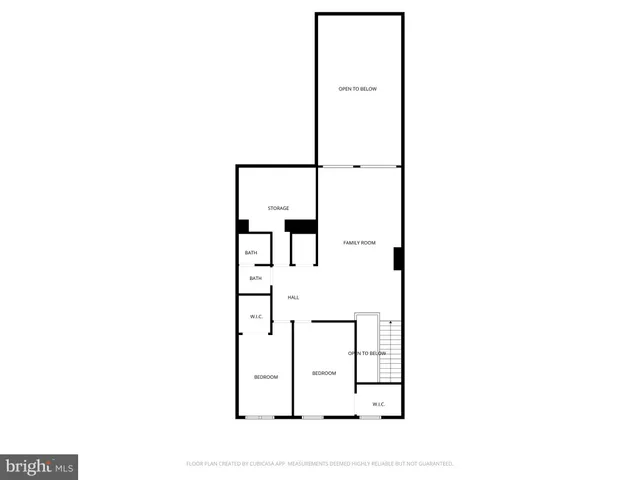 a view of a livingroom with furniture