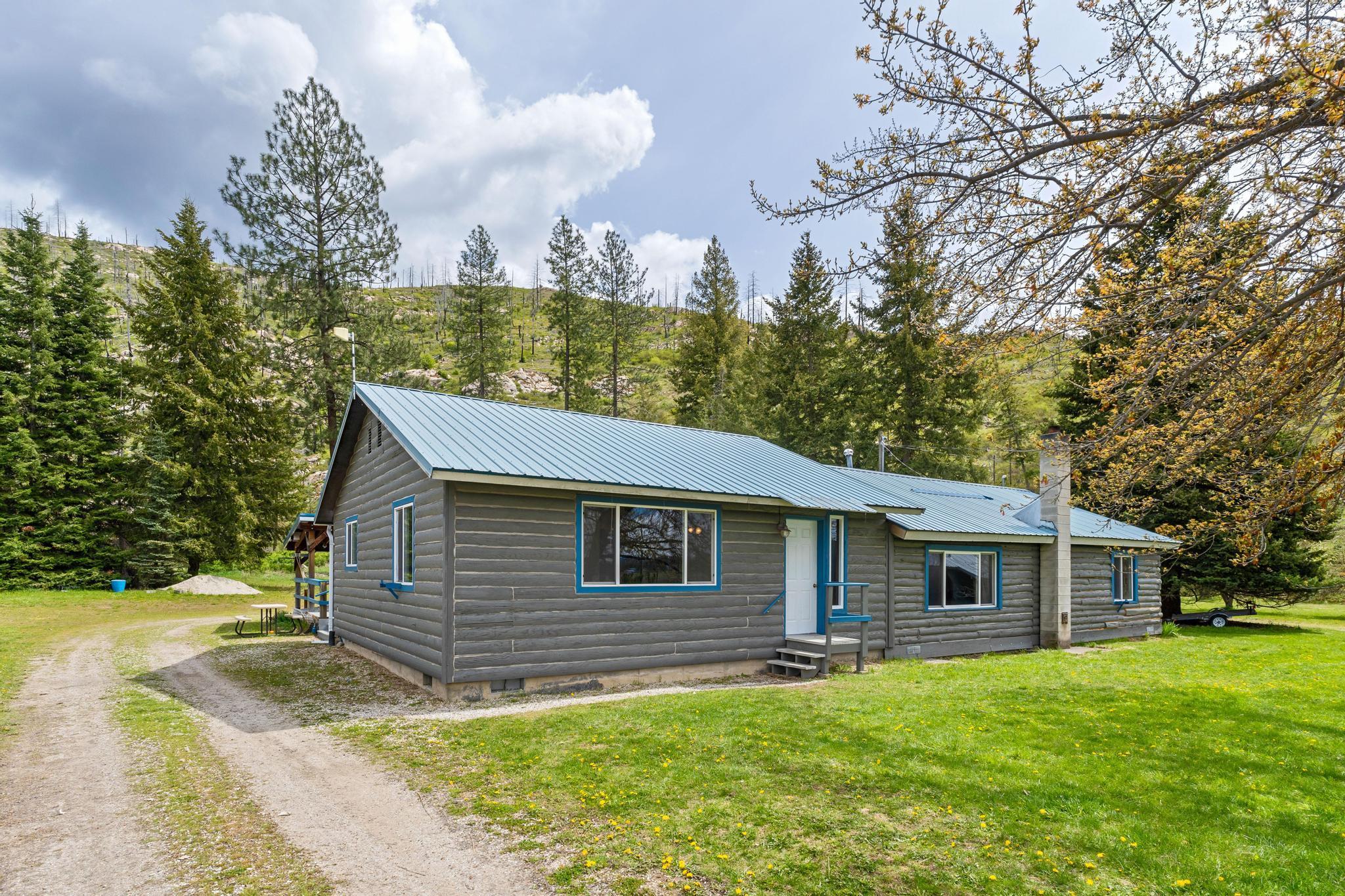 4793 Hwy 231 Springdale Wa  