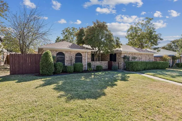 $414,900 | 1020 Baxter Drive, Plano, TX 75025