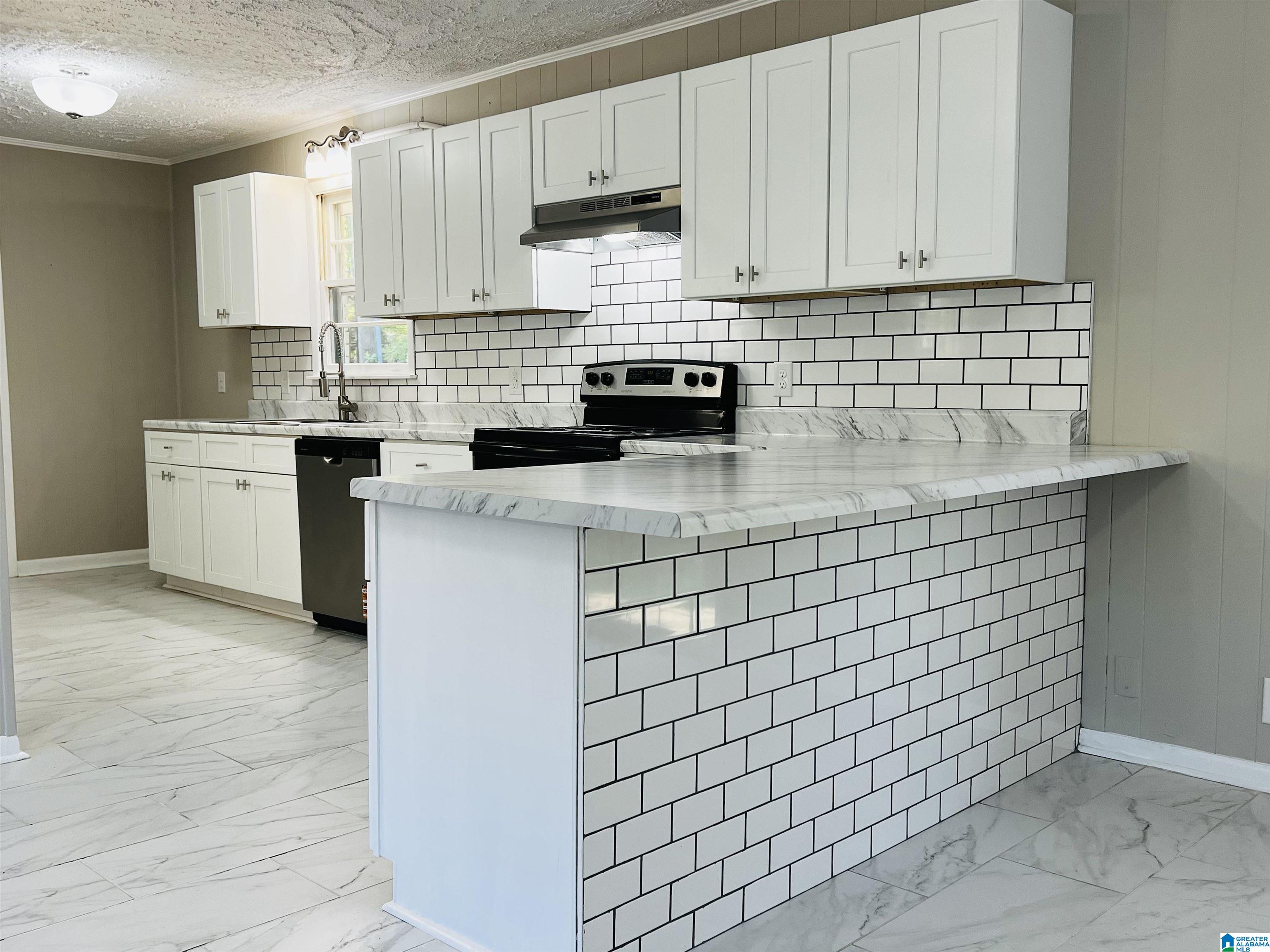 211 Oak Road Anniston, AL 36206 - Photo 9 of 28