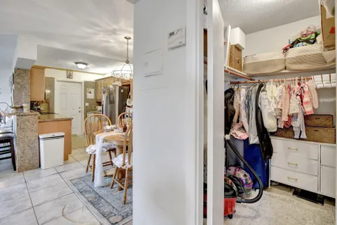 $199,000 | 1750 Jefferson Street, Unit 305, Hollywood, FL 33020