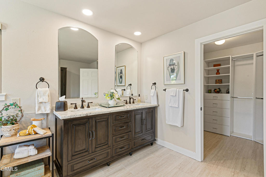 10539 Chippenham Road Camarillo, CA 93012 - Photo 52 of 74