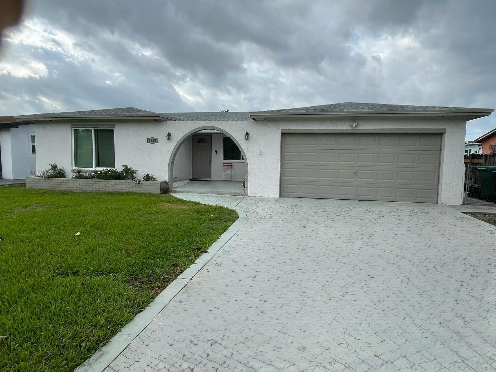 8852 Long Acre Drive Miramar, FL 33025 - Photo 2 of 37 Photo 2