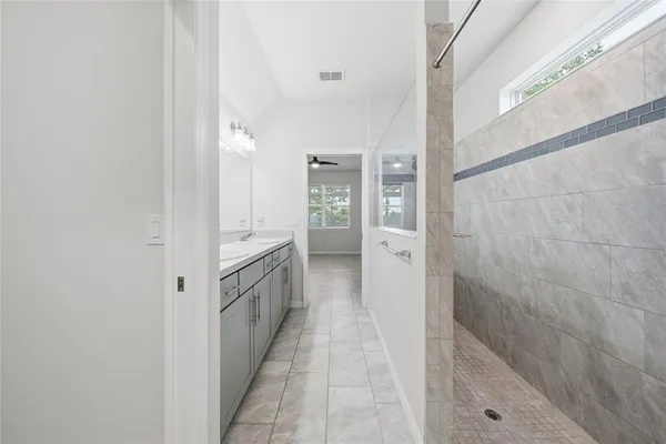 $475,000 | 11009 Green Harvest Dr., Riverview, FL 33578