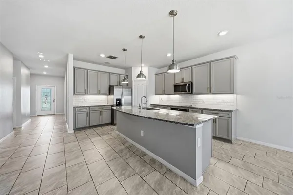 $475,000 | 11009 Green Harvest Dr., Riverview, FL 33578