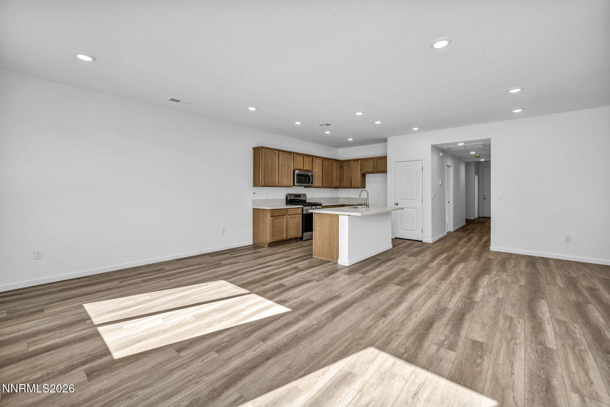 755 Kess Way, Unit LOT 40 Reno, NV 89506 - Photo 8 of 24 34-web-or-mls-8480-endor-dr-lot-16