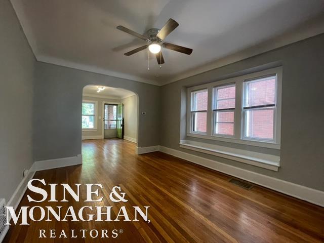 1107 Lakepointe Street Grosse Pointe, MI 48230 - Photo 12 of 24