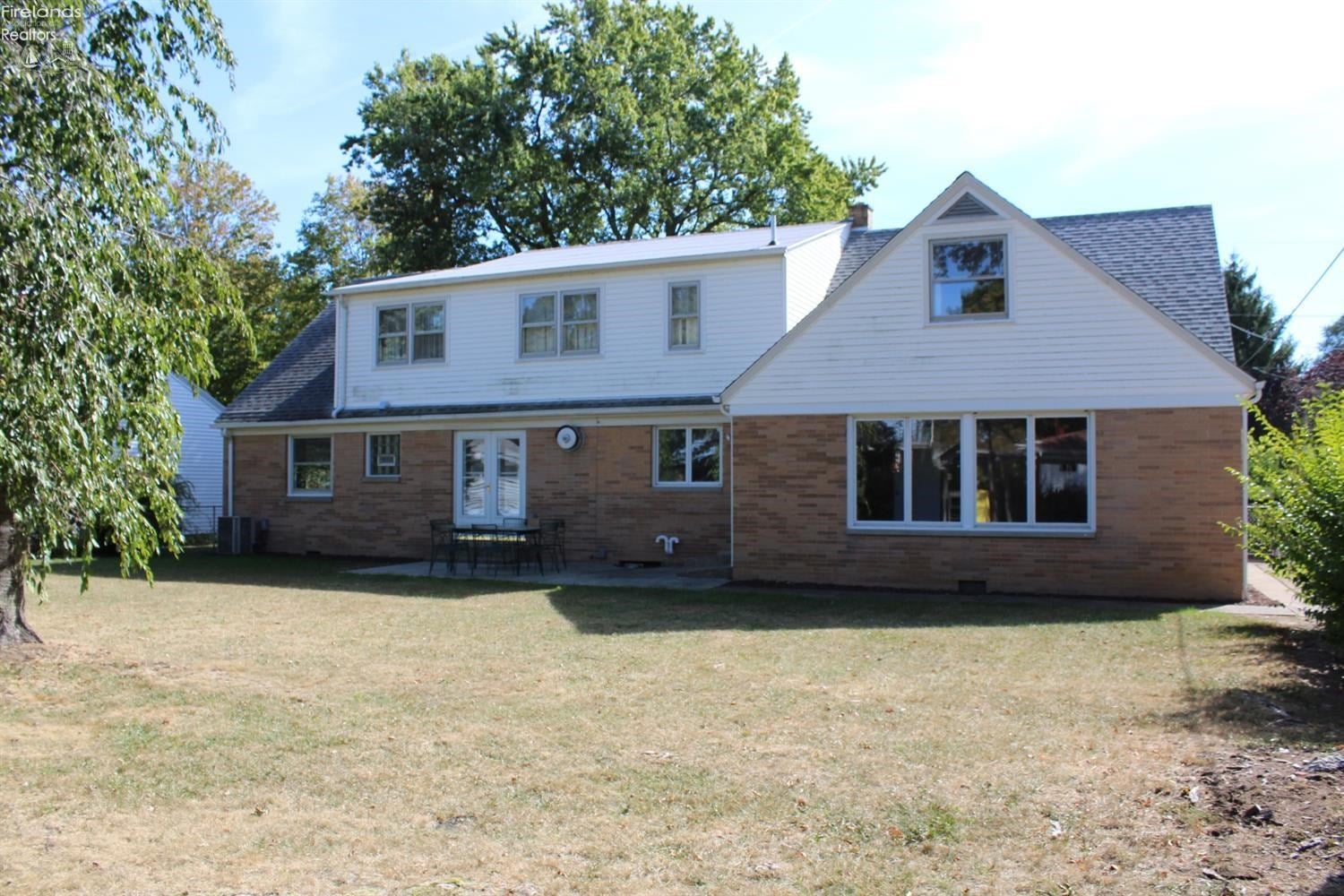 2607 Merriweather Road Sandusky, OH 44870 - Photo 3 of 10 Gallery Image 3