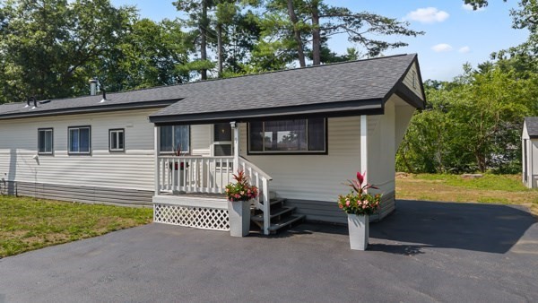 9 Humes Street Webster, MA 01570 - Photo 2 of 30