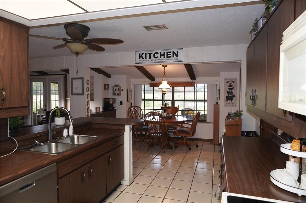 2407 Medulla Road Plant City, FL 33566 - Photo 19 of 38