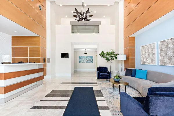 $2,500 | 700 East Boynton Beach Boulevard, Unit 105, Boynton Beach, FL 33435