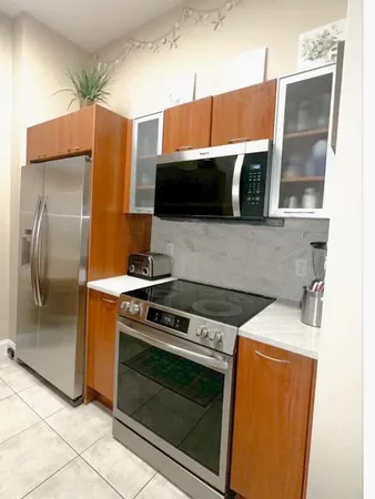 $2,500 | 700 East Boynton Beach Boulevard, Unit 105, Boynton Beach, FL 33435