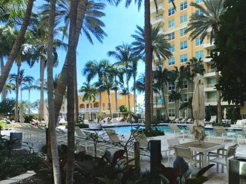 $2,500 | 700 East Boynton Beach Boulevard, Unit 105, Boynton Beach, FL 33435