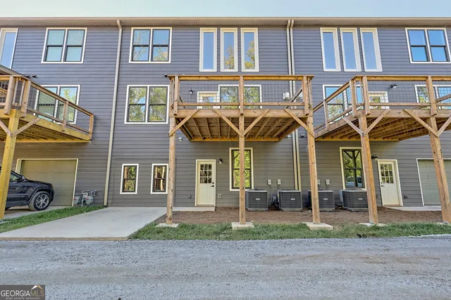 $463,000 | 18 Living Waters Way, Clayton, GA 30525