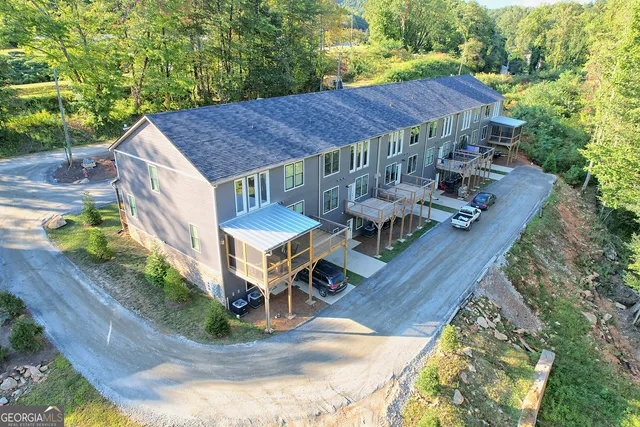 $463,000 | 18 Living Waters Way, Clayton, GA 30525