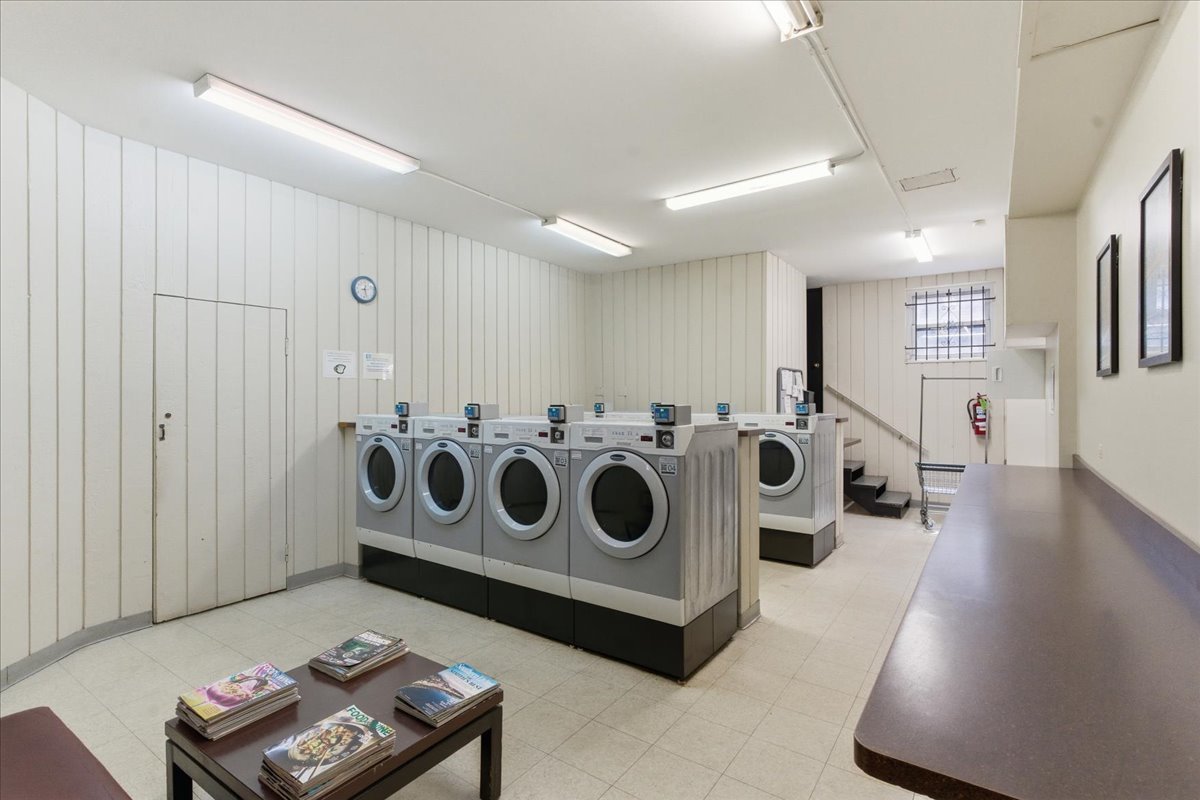802 West George Street, Unit 1 Chicago, IL 60657 - Photo 14 of 18