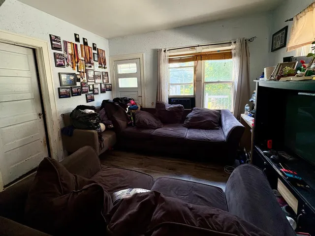 $245,000 | 1506 68th Street, Kenosha, WI 53143