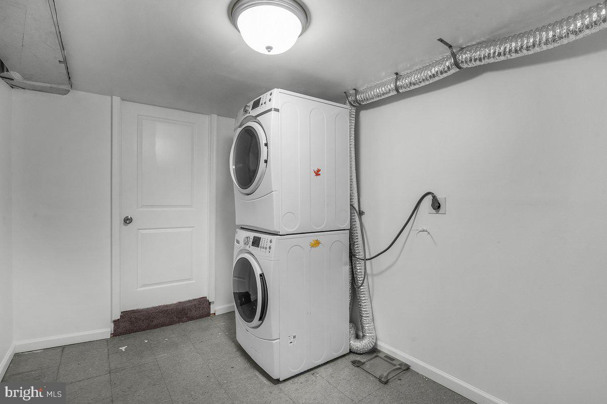 7734 Temple Road Philadelphia, PA 19150 - Photo 21 of 33 a utility room with dryer and washer