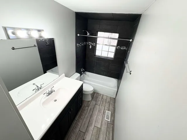 $290,000 | 6421 Fairest Drive, Harrison, TN 37341