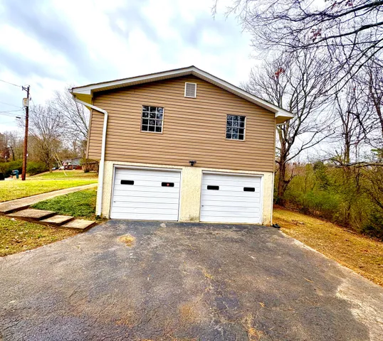 $290,000 | 6421 Fairest Drive, Harrison, TN 37341