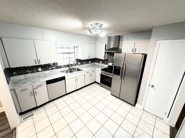 $290,000 | 6421 Fairest Drive, Harrison, TN 37341