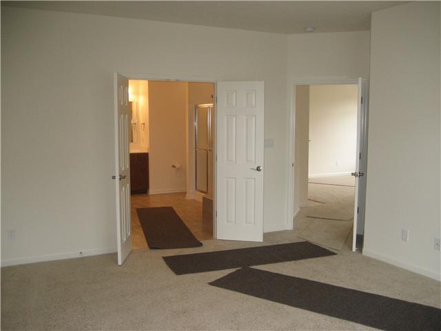 11150 Red Fox Run Fishers, IN 46038 - Photo 12 of 16 Gallery Image 12