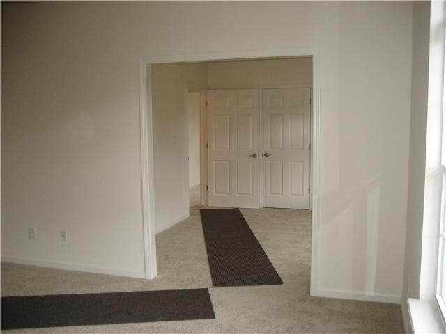 11150 Red Fox Run Fishers, IN 46038 - Photo 15 of 16 Gallery Image 15