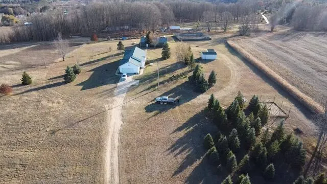 $799,000 | 7313 West 12 1/2 Road, Mesick, MI 49668