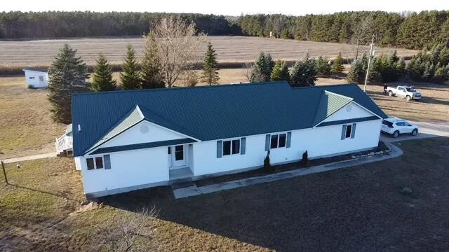 $799,000 | 7313 West 12 1/2 Road, Mesick, MI 49668