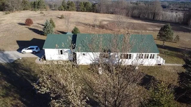 $799,000 | 7313 West 12 1/2 Road, Mesick, MI 49668