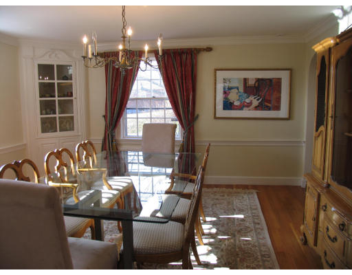 11 Shaw Road Brookline, MA 02467 - Photo 6 of 18