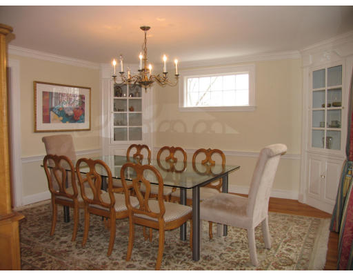 11 Shaw Road Brookline, MA 02467 - Photo 7 of 18